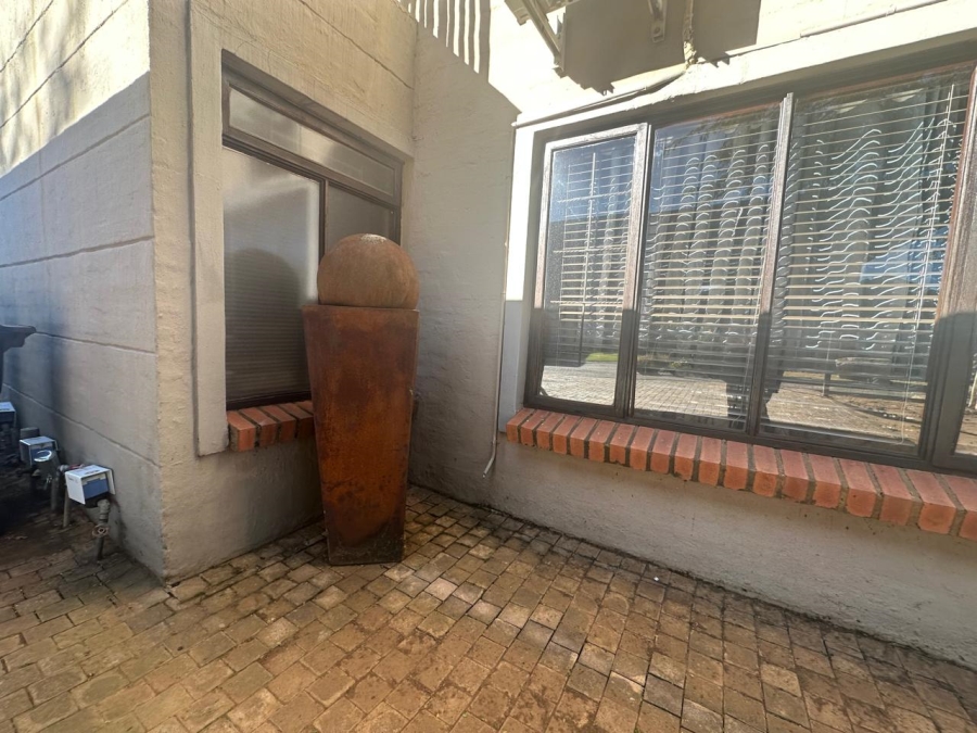 2 Bedroom Property for Sale in Waterval East North West